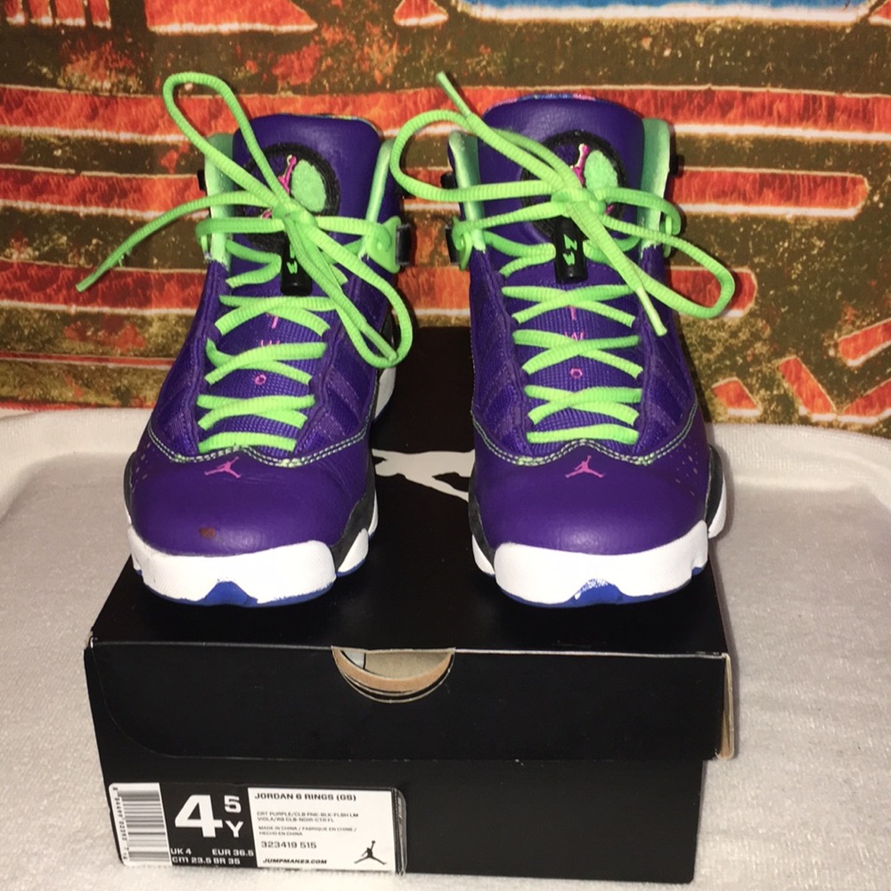 🔥🔥Jordan 6 rings GS size 4.5y🔥🔥